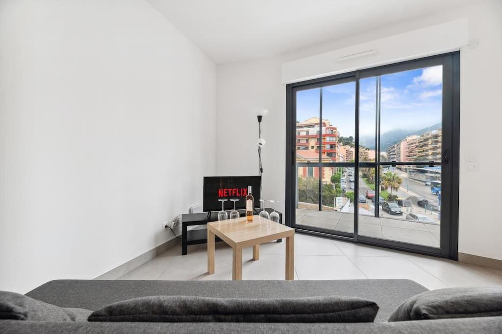 Le Cap Riviera - Centre- Parking Prive - Climatisation Apartman Menton Kültér fotó